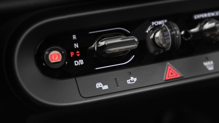 MINI Electric - intérieur - barre de commande