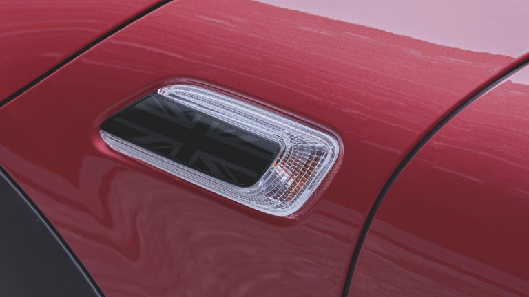 MINI Clubman– Ouïes latérales – Union Jack